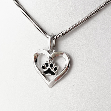 Stříbrný přívěsek SRDCE s TLAPKOU